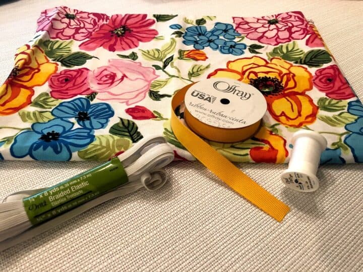 Easy to Sew Plastic Bag Dispenser Beginner Sewing Projects
