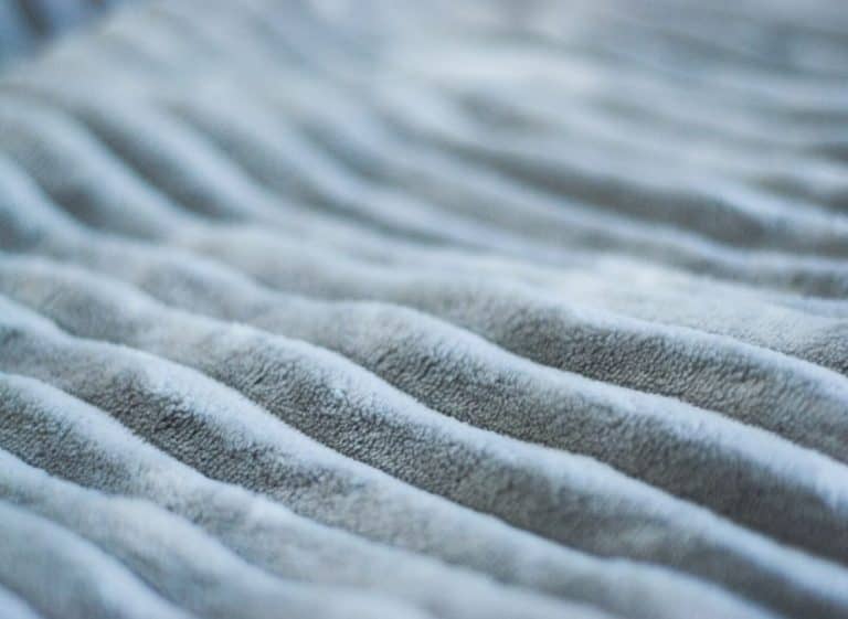 Minky Fabric Guide for Beginners Beginner Sewing Projects