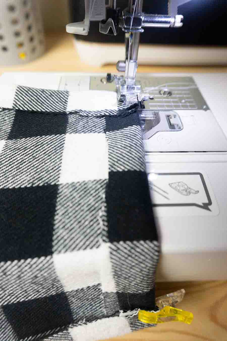 How to Make a Fabric Remote Control Holder Beginner Sewing Projects