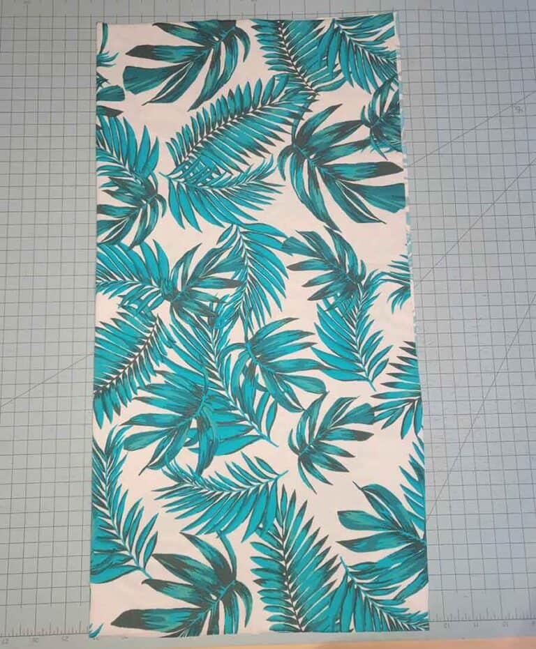 how-to-make-a-shower-cap-beginner-sewing-projects