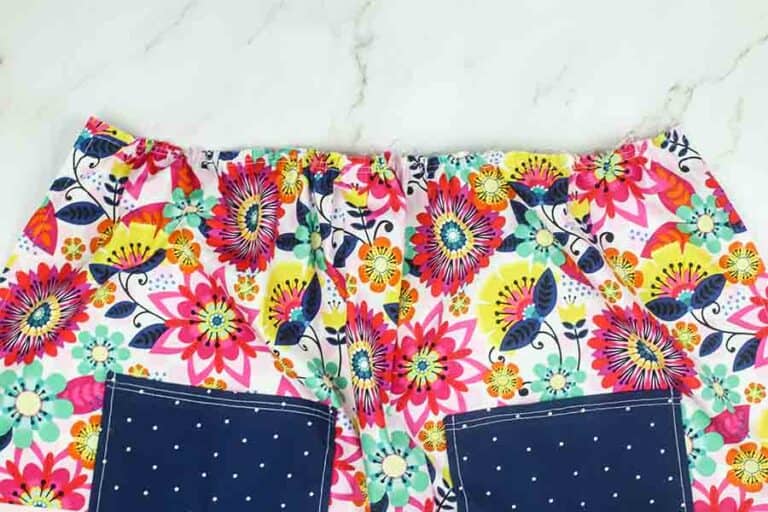 How To Sew A Half Apron With Pockets Beginner Sewing Projects