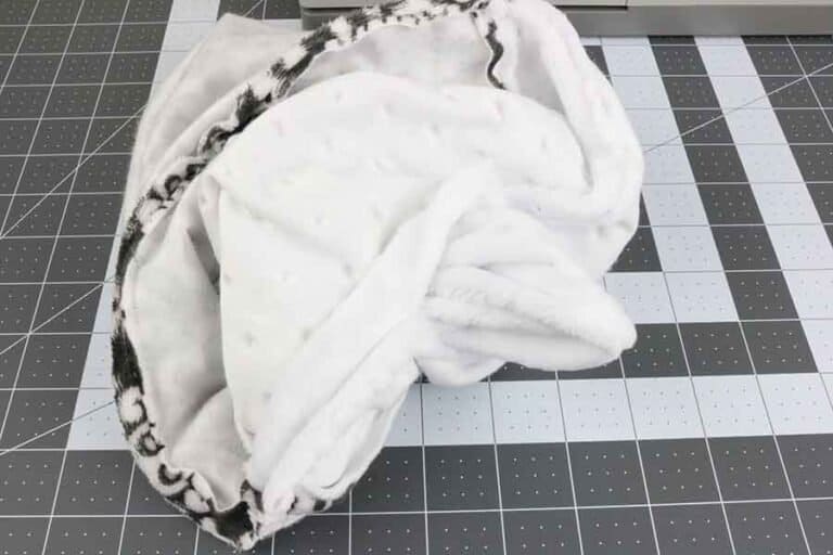 How To Make A Nursing Arm Pillow Beginner Sewing Projects